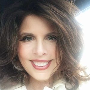 Meet your Posher, Teresa